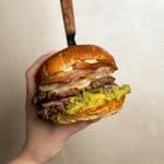 Avobacon burger 