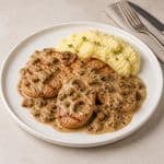 Grillowane polędwiczki w sosie z leśnych grzybów