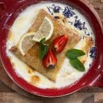 Naleśnik z mascarpone, zapiekany w sosie  waniliowym (na słodko).