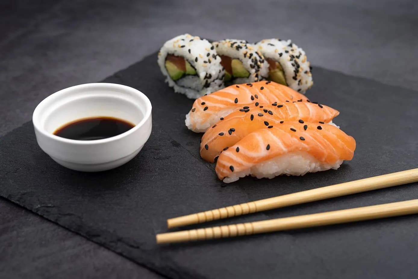 Jak jeść sushi